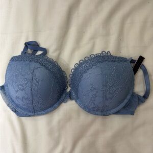 Victoria's Secret Blue Underwire Bra with Lace Detailing